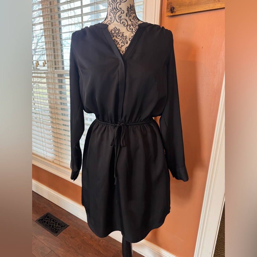 Express Black Sheath Dress Size Medium Bishop Sleeve Tie Waist $75 Retail